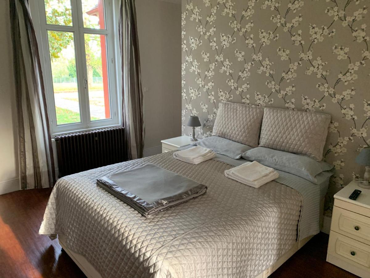 Bed and Breakfast Le Pontet Miramont-de-Guyenne Exterior foto