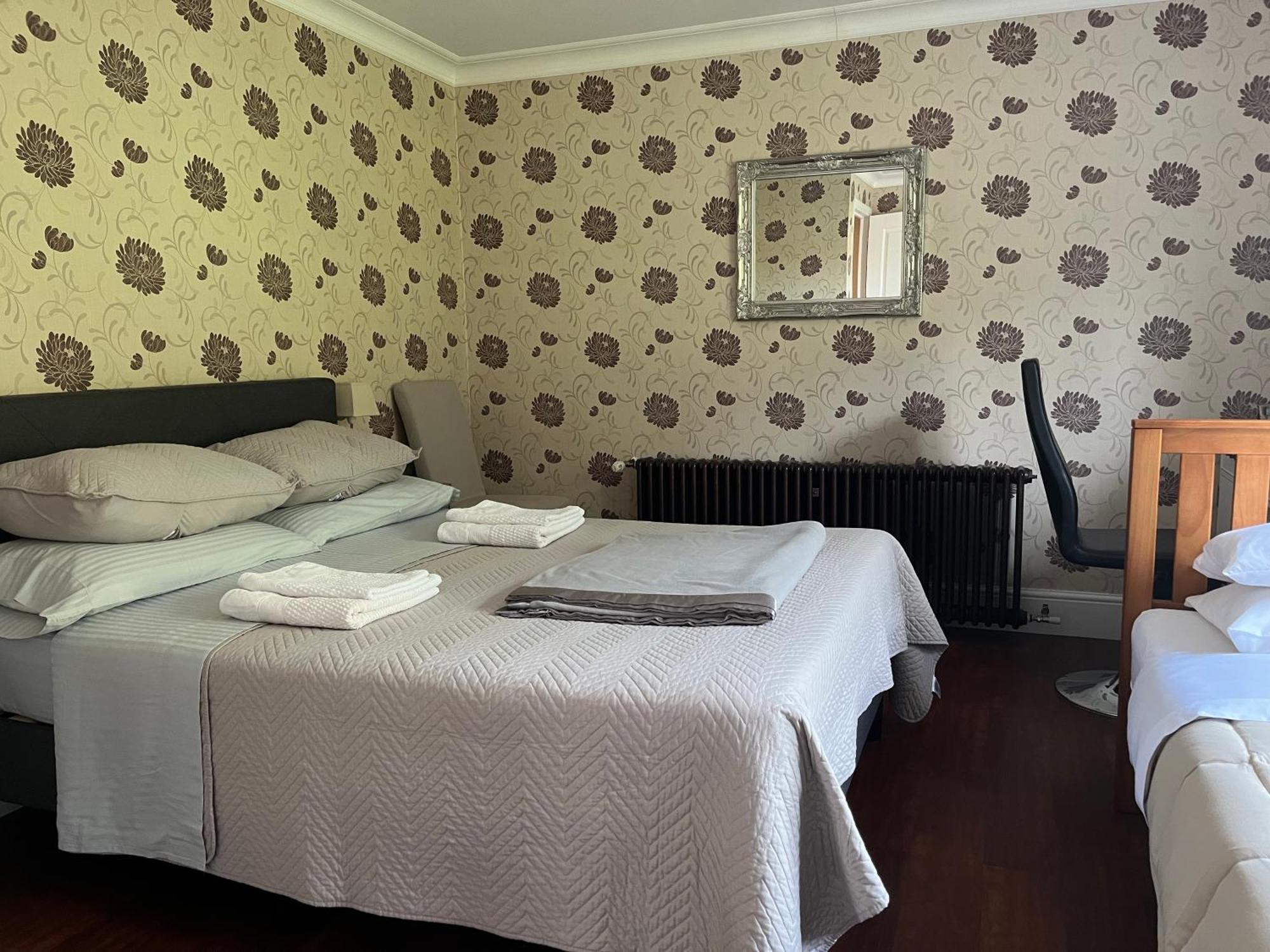Bed and Breakfast Le Pontet Miramont-de-Guyenne Exterior foto